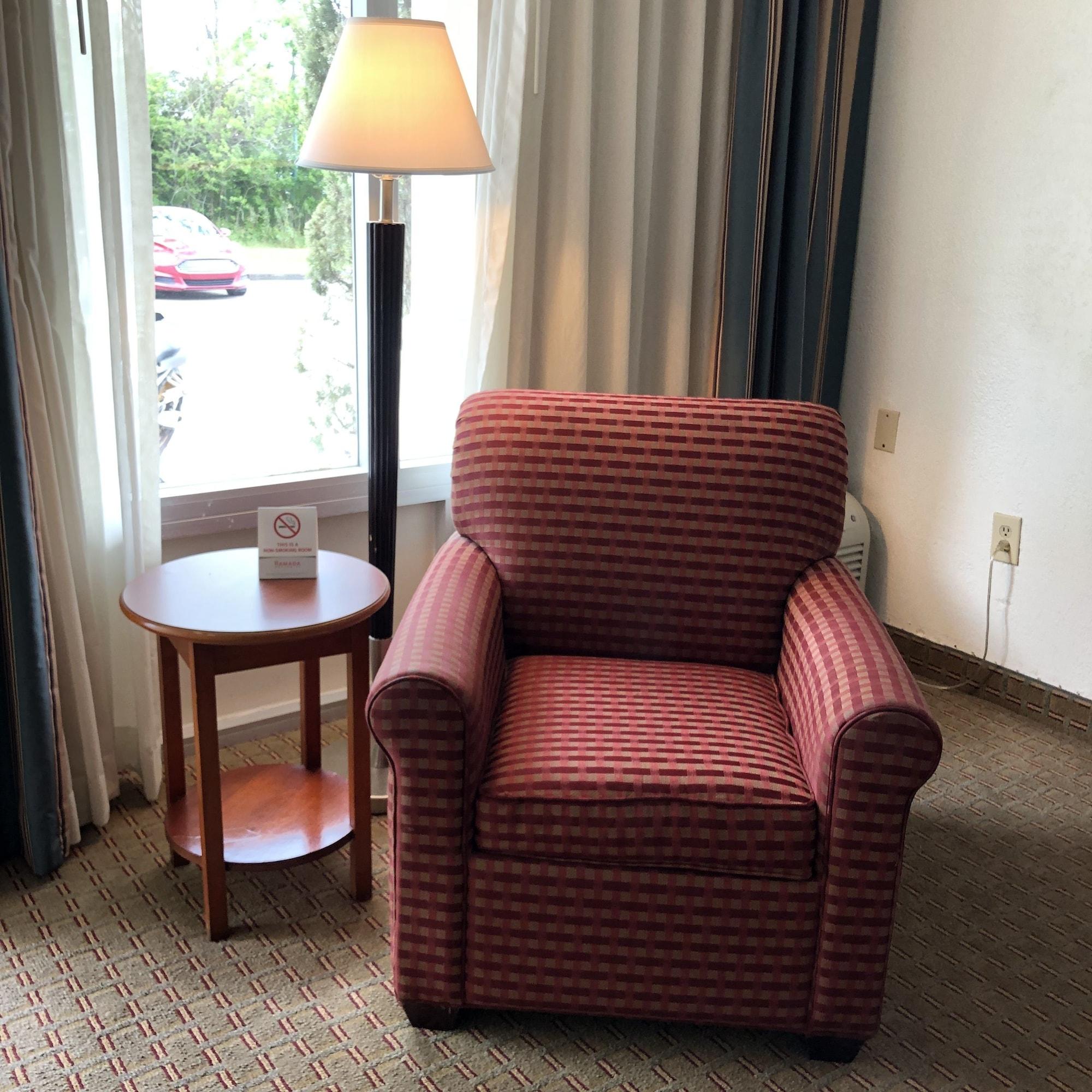 Ramada By Wyndham New Iberia Hotel Eksteriør billede